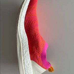 Adidas by Stella McCartney ultra boost shoes sz 8.5